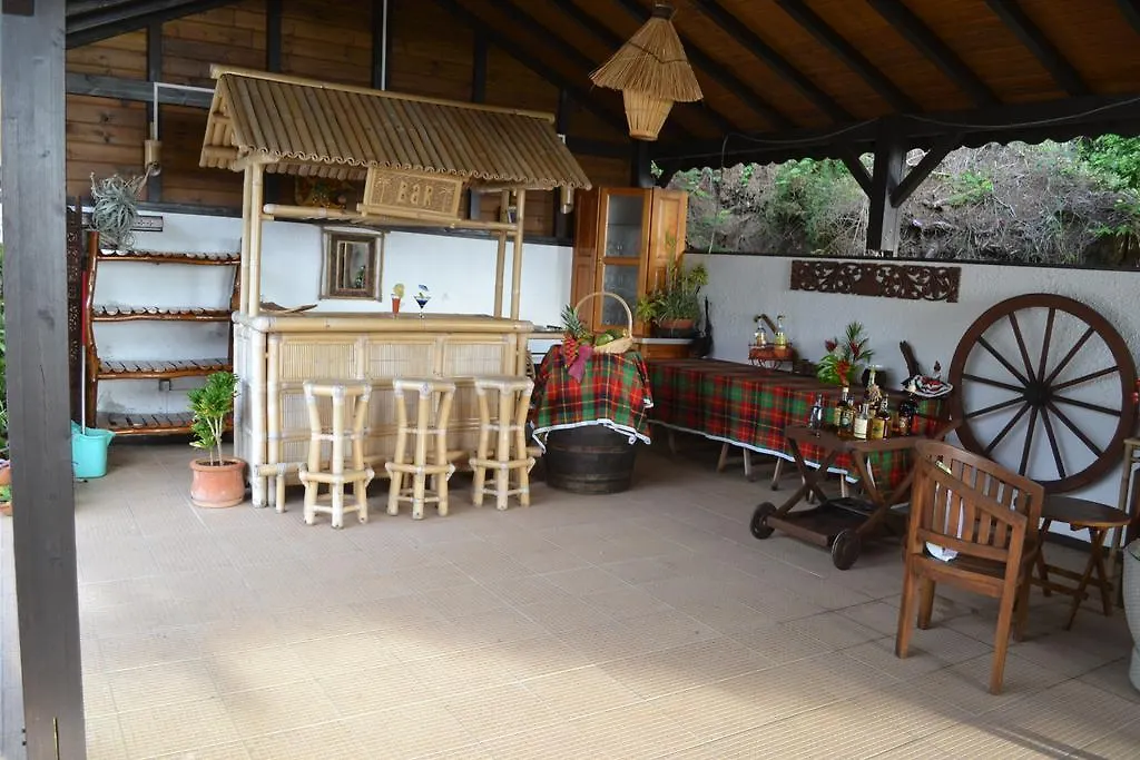La Nicotoria Haut De Villa T4 Deshaies 0*,  Guadeloupe
